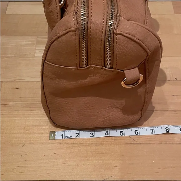 Simons Modern Bowling Handbag in Sand - Picture 11 of 12